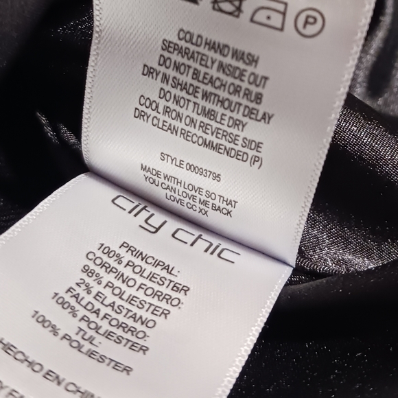 City Chic Miss Shady Fit & Flare Dress - Picture 8 of 10